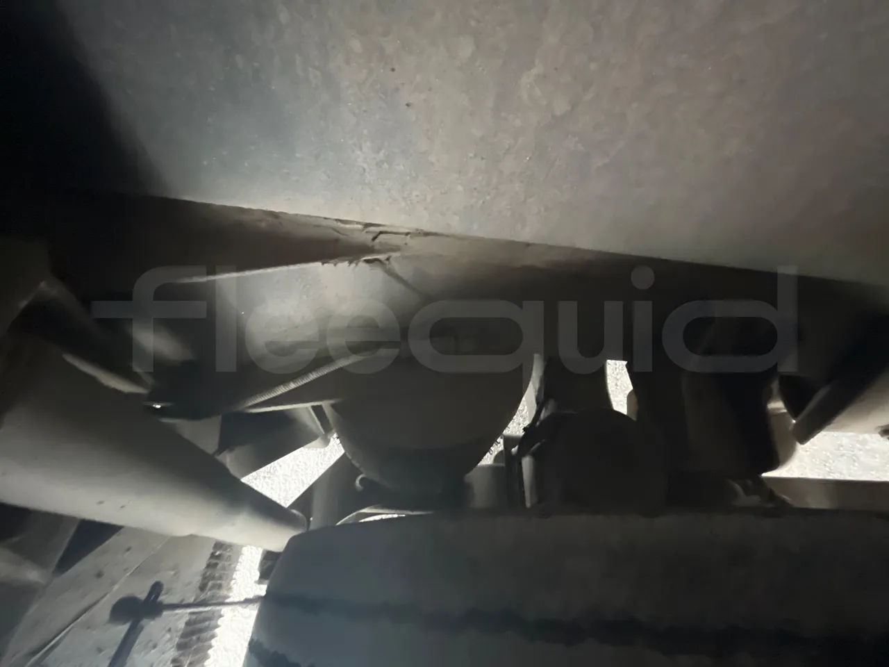 Irisbus Andecar VII 5 395EF4A - Euro4 -  220kW -10.200mt - axle 3 right side