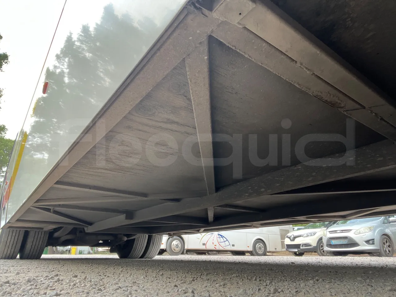 Irisbus Andecar VII 5 395EF4A - Euro4 -  220kW -10.200mt - front undercarriage from front