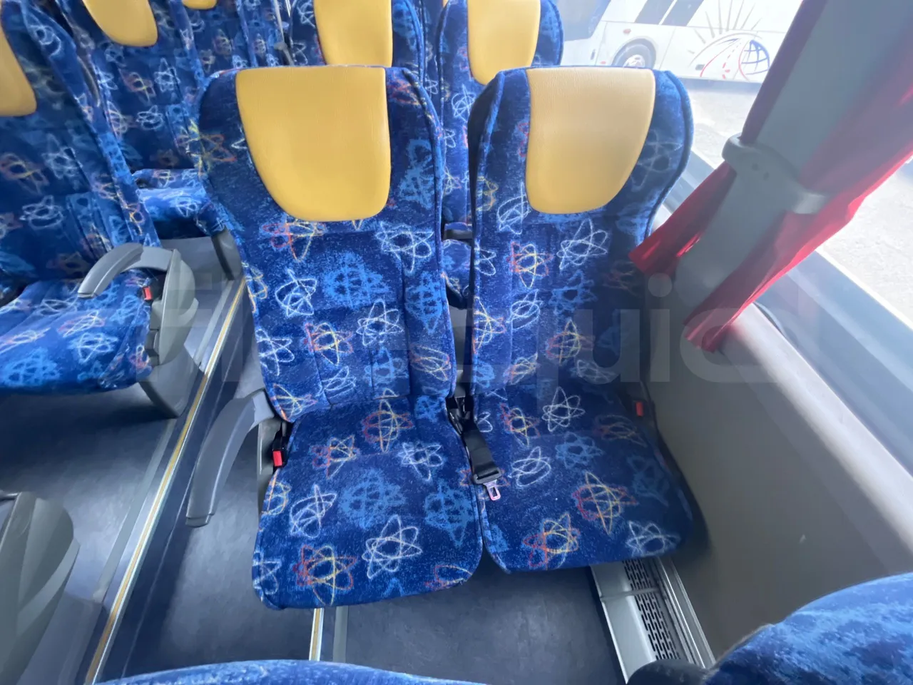 Irisbus Andecar VII 5 395EF4A - Euro4 -  220kW -10.200mt - turntable internal (18m)