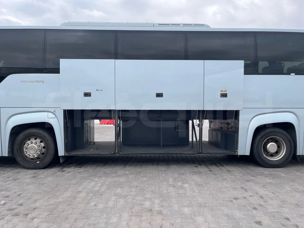 Scania Touring HD - Luggage Rack Left Side