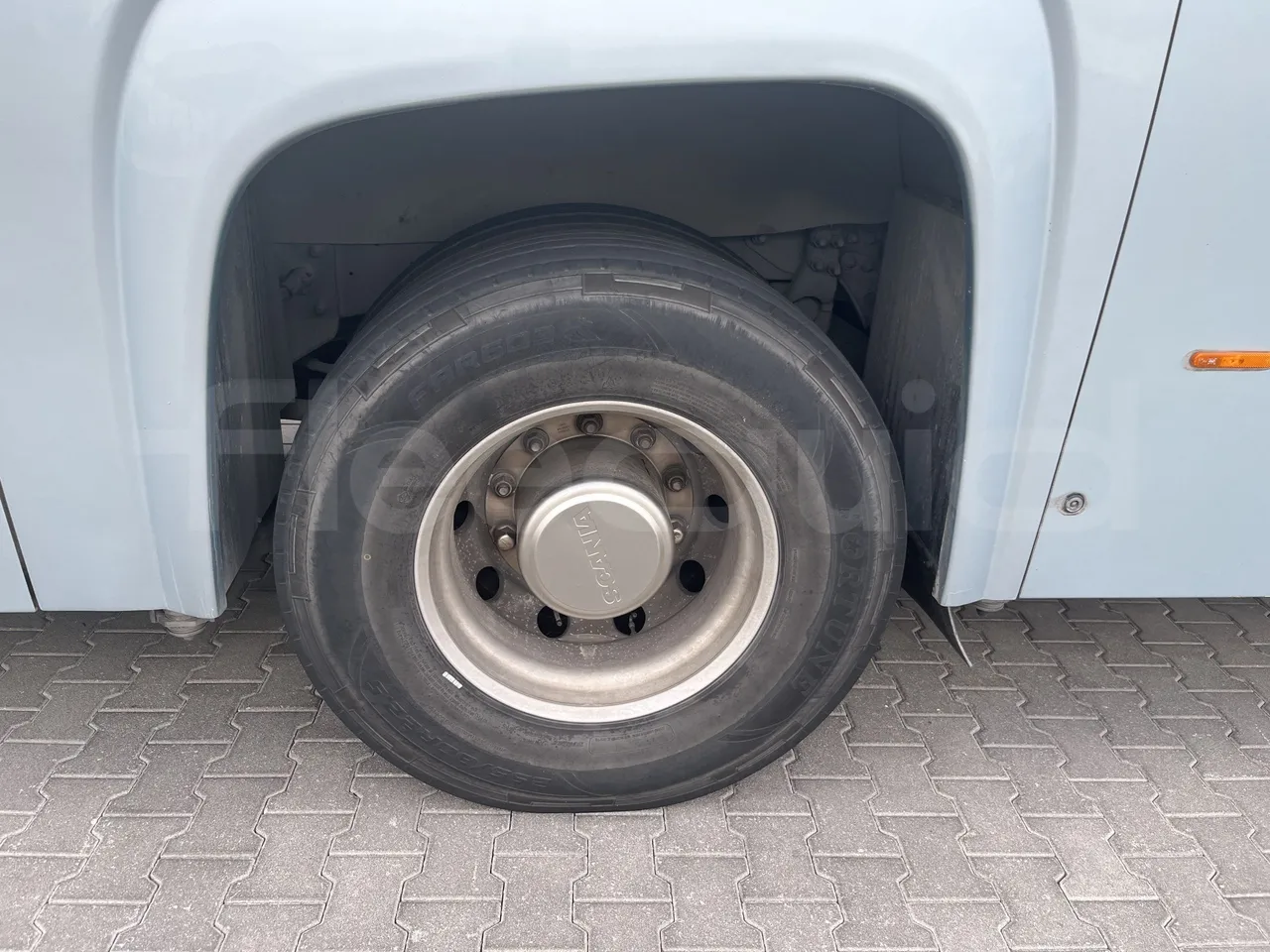 Scania Touring HD - Second Axle Left Side: Complete Wheel