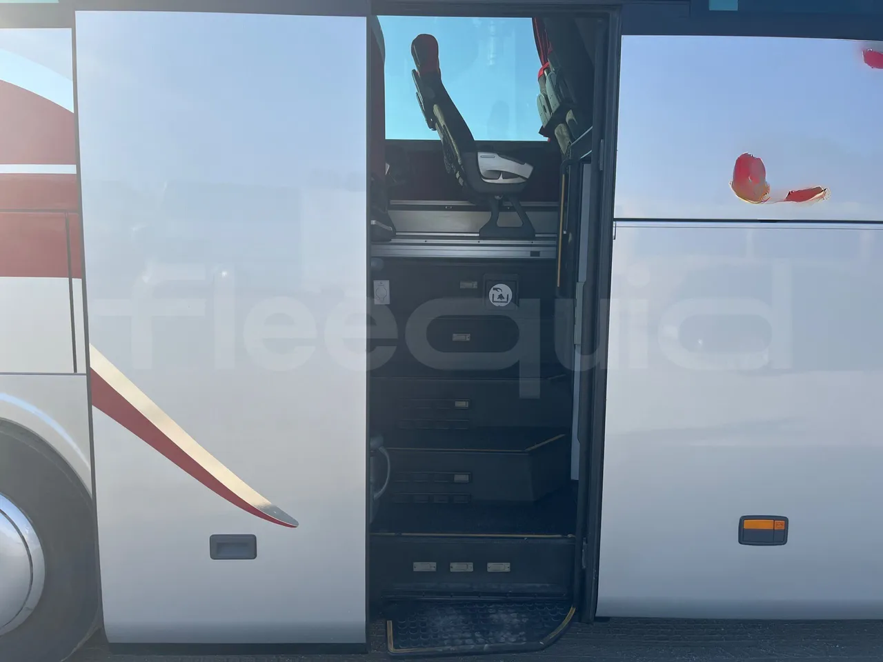 Setra S416 - front door 2 open