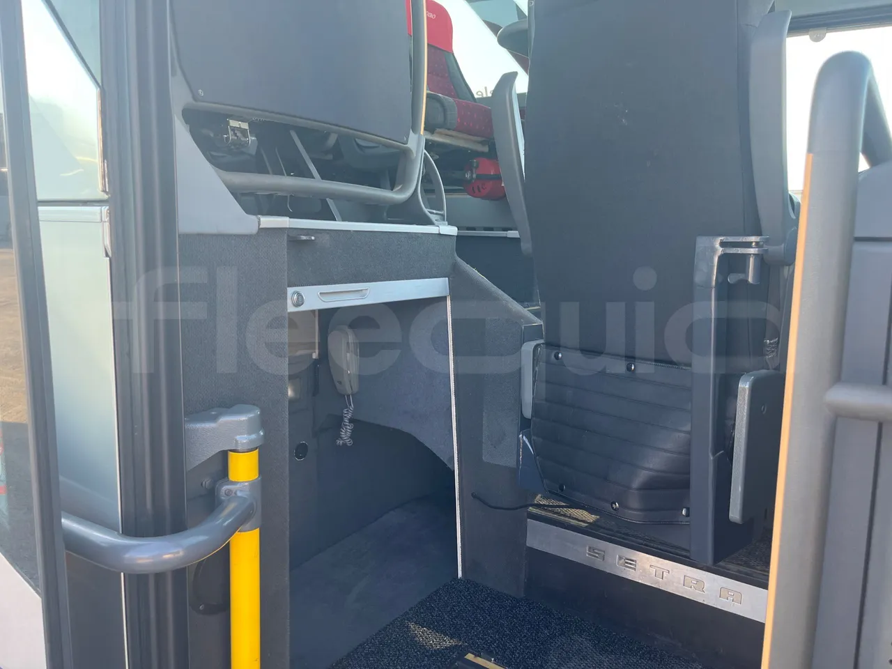 Setra S416 - jack and driver keys