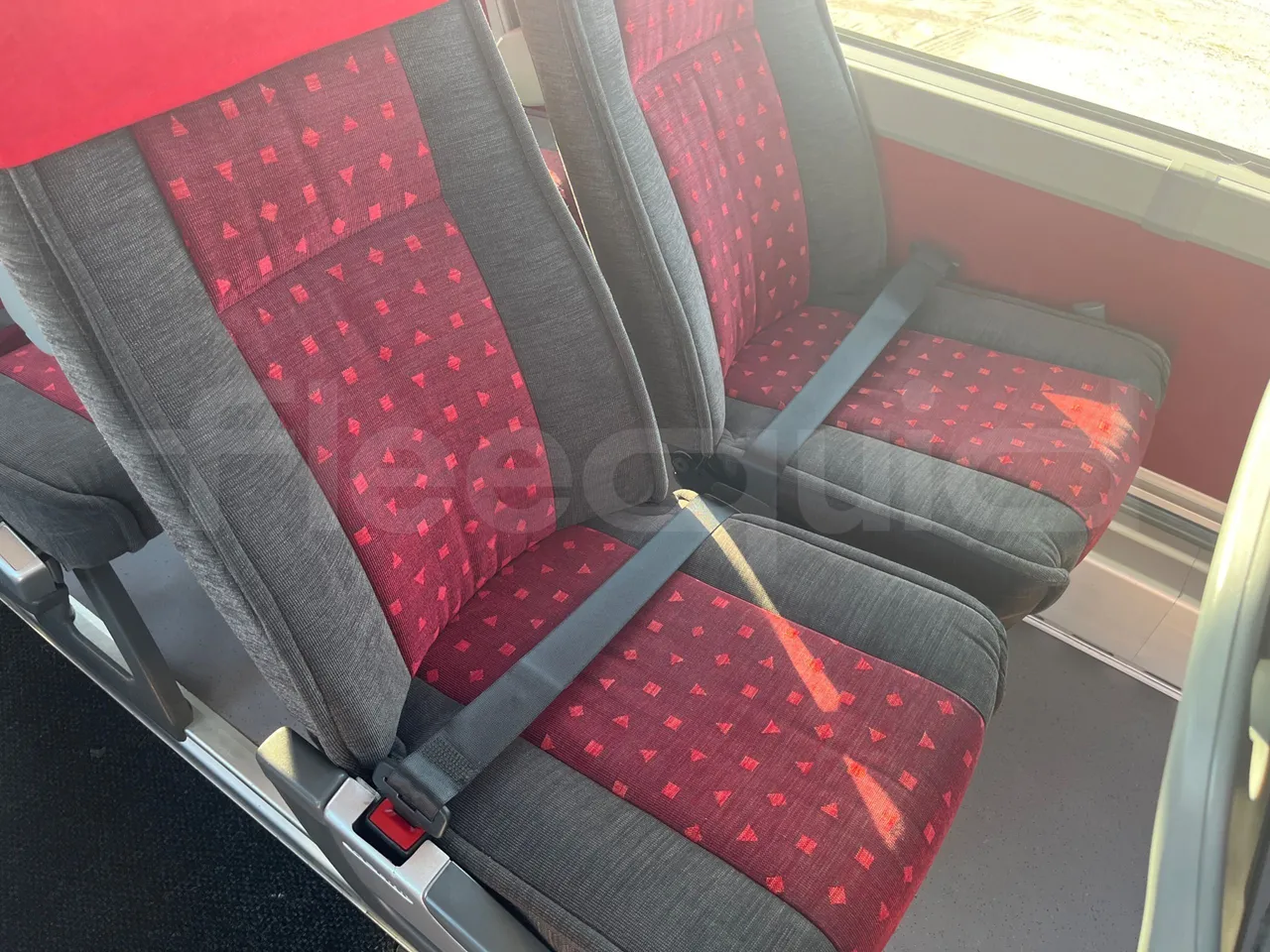 Setra S416 - central seat safety belt