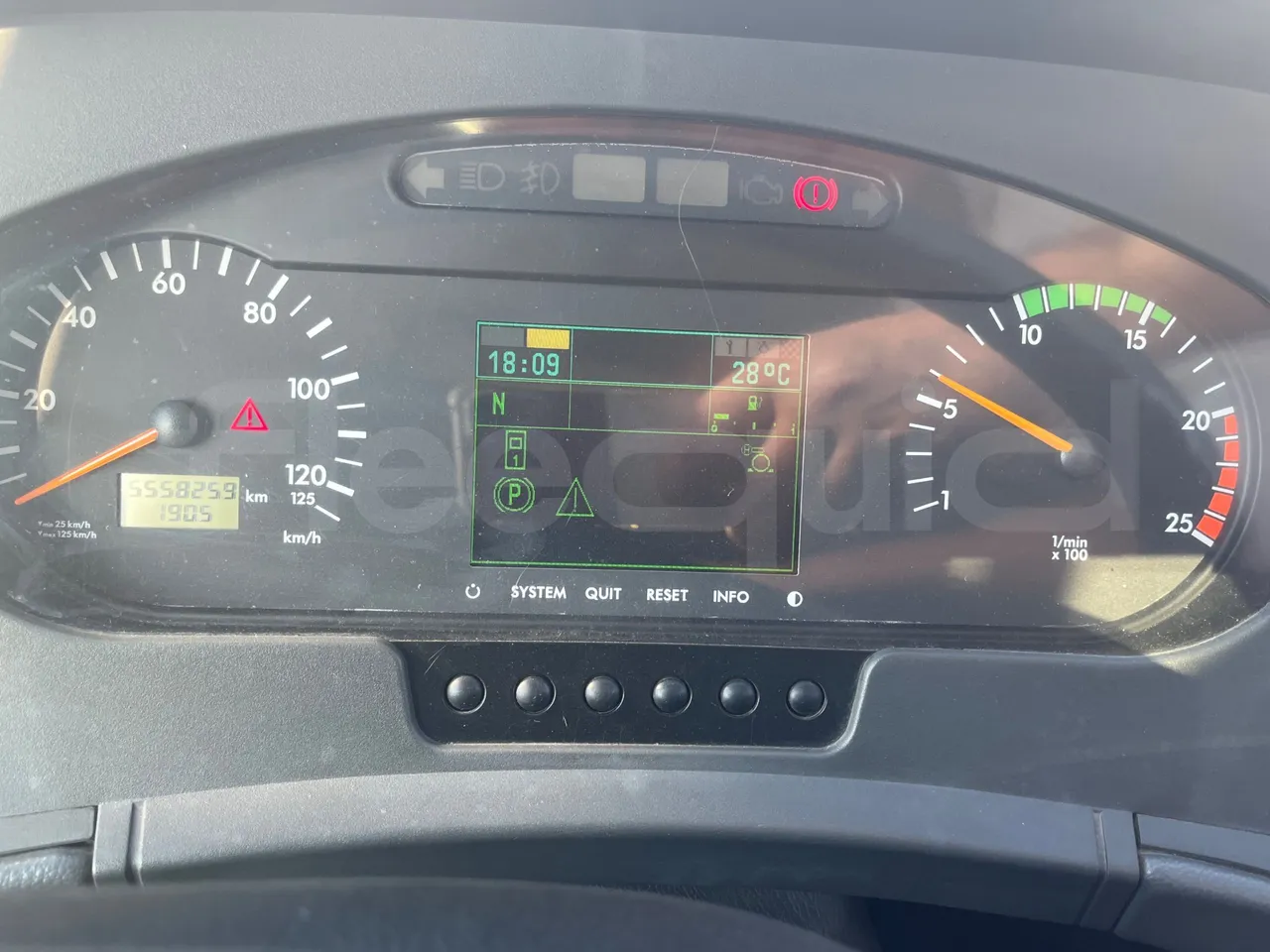 Setra S416 - dashboard lights on