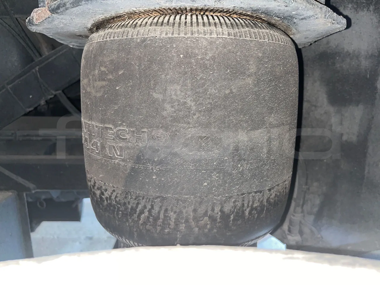Setra S416 - axle 3 air springs 1 left