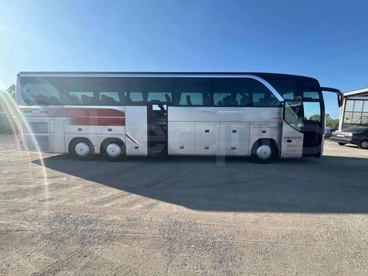 Setra S416 - right side doors open