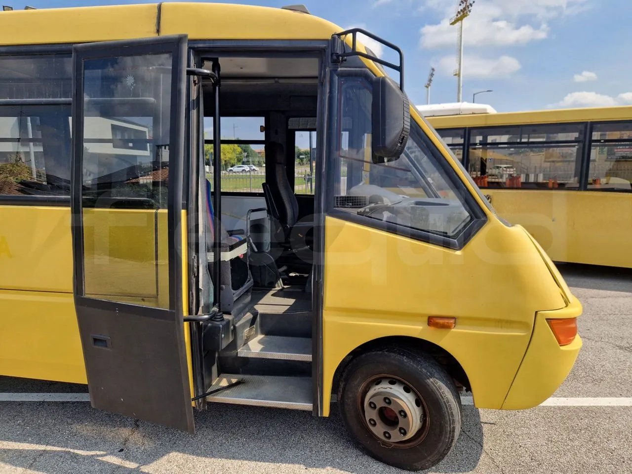 Iveco Cacciamali 65C15/70-EUR3 -107 Kw - 7,92 Mt - front door 1 open