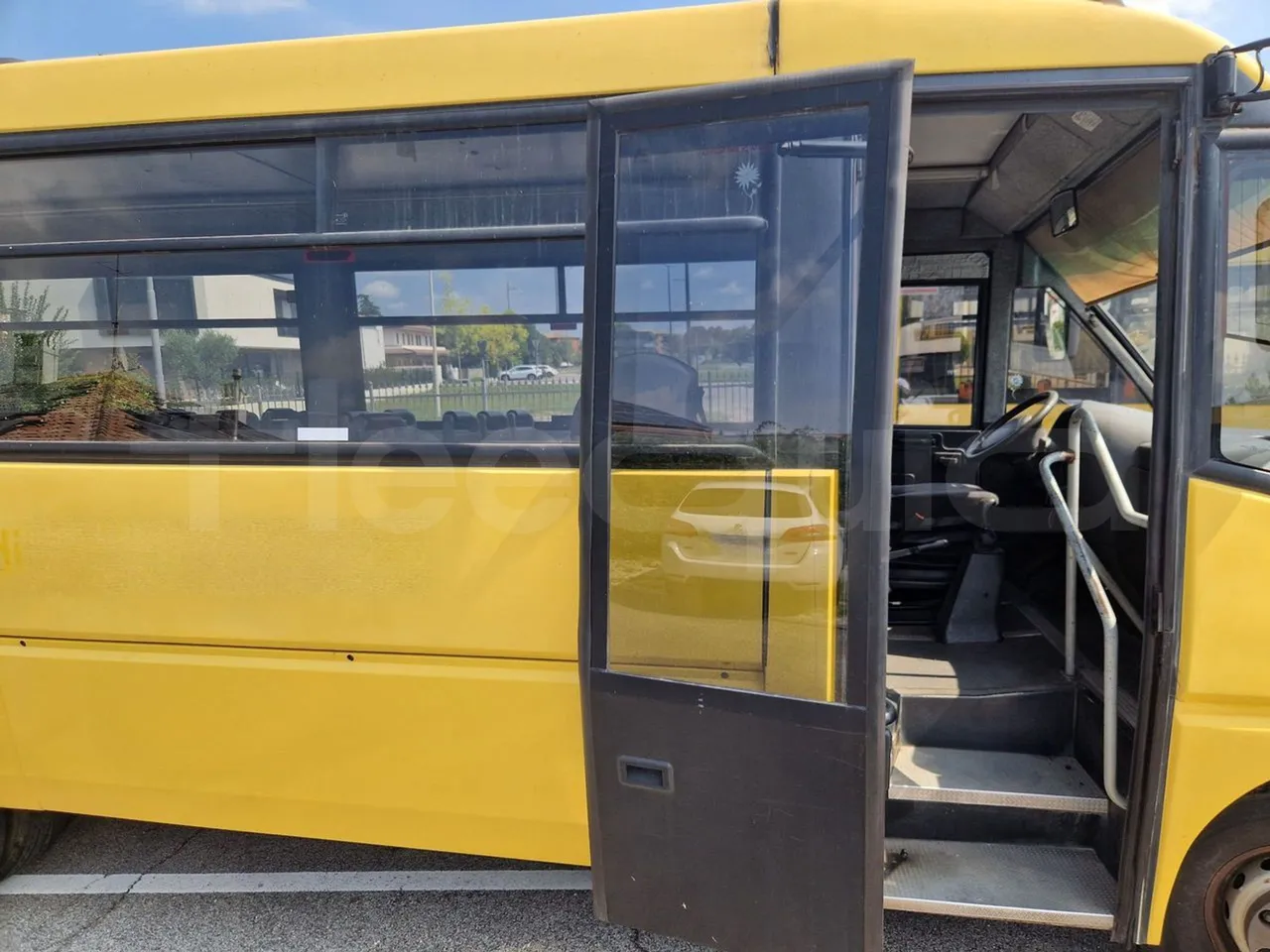 Iveco Cacciamali 65C15/70-EUR3 -107 Kw - 7,92 Mt - front door 2 open