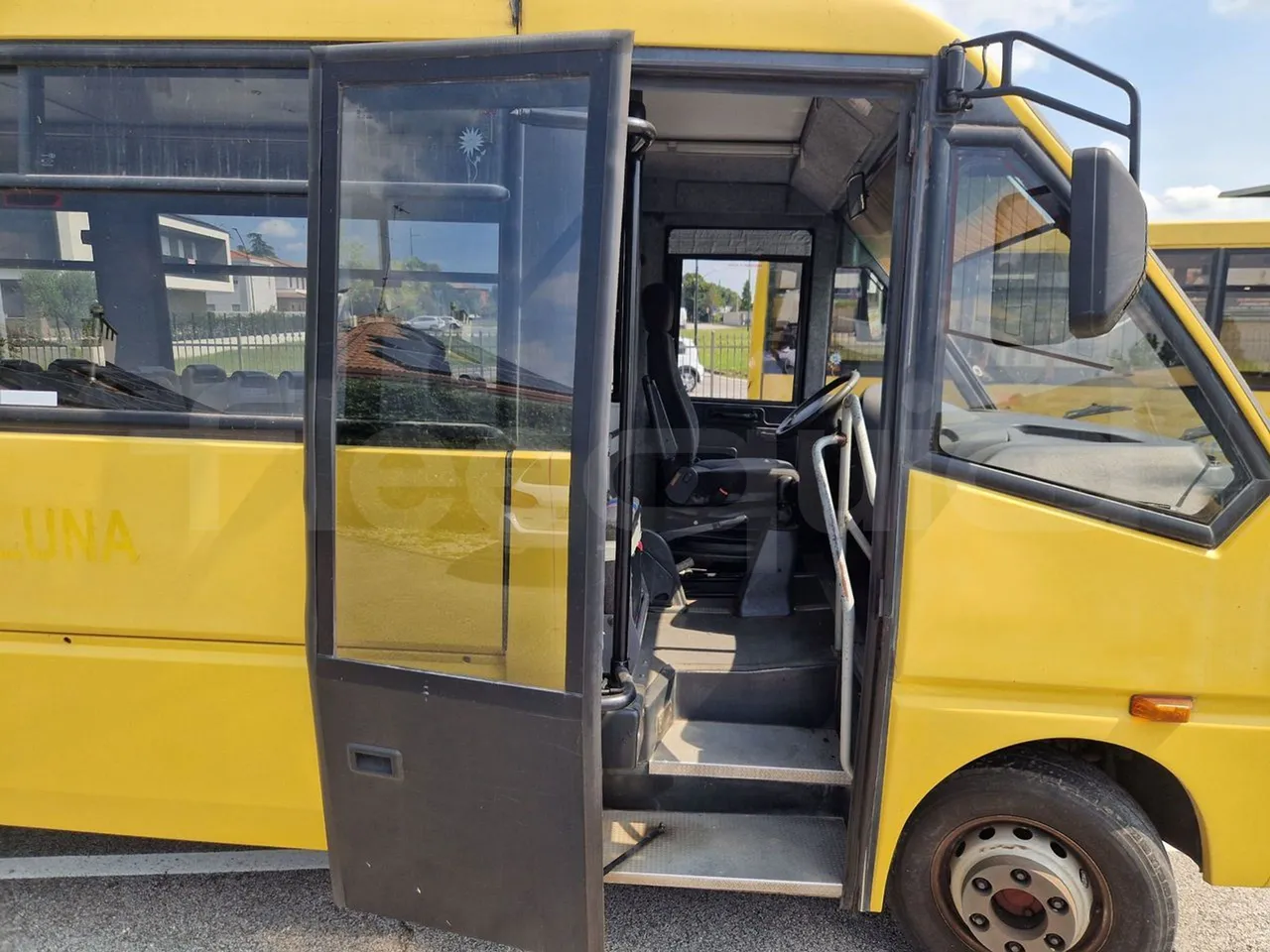 Iveco Cacciamali 65C15/70-EUR3 -107 Kw - 7,92 Mt - front door 3 open (mandatory for bus to scrap)