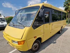 Iveco Cacciamali 65C15/70-EUR3 -107 Kw - 7,92 Mt - 3/4 front left (mandatory for bus to scrap)