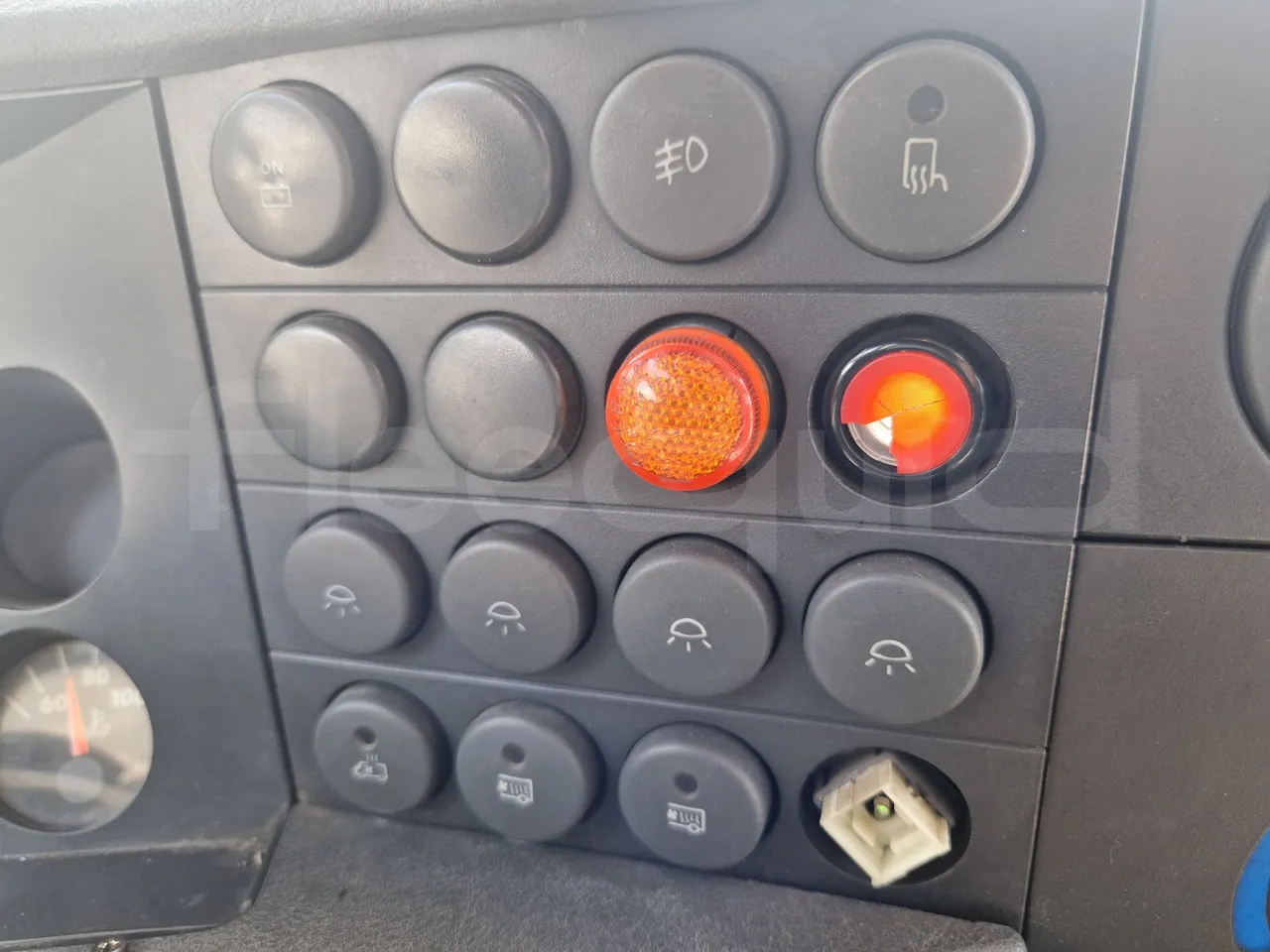 Iveco Cacciamali 65C15/70-EUR3 -107 Kw - 7,92 Mt - onboard devices 1