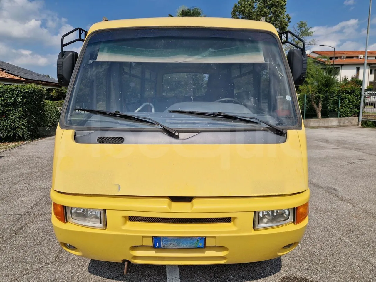 Iveco Cacciamali 65C15/70-EUR3 -107 Kw - 7,92 Mt - front photo