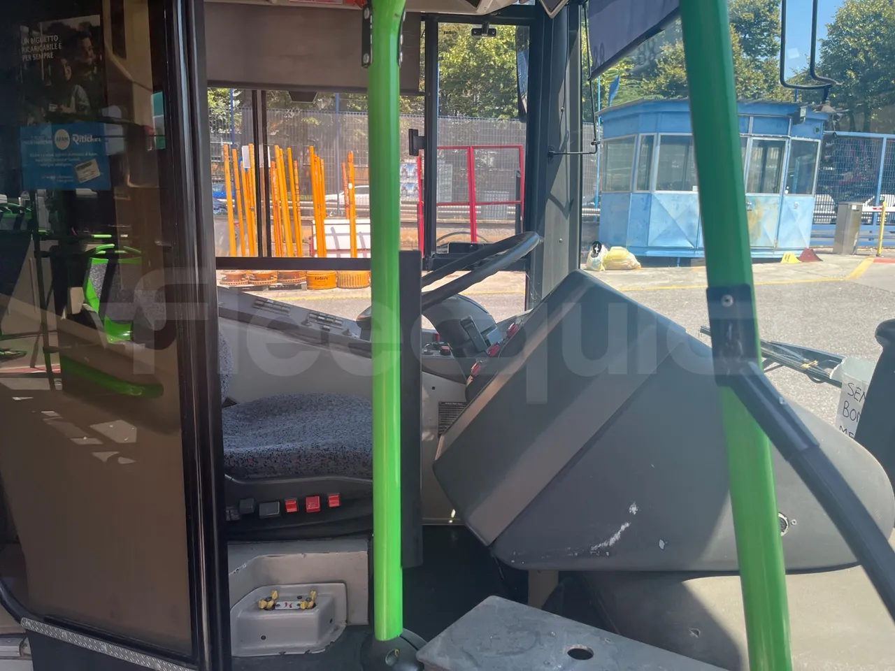 Iveco Cityclass - buttons panels on
