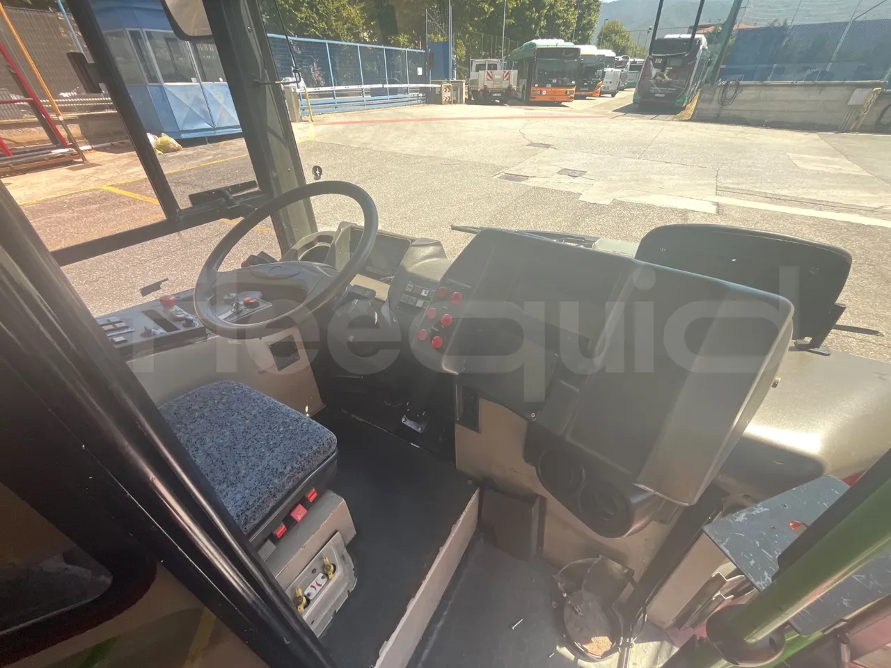 Iveco Cityclass - driver's seat photo