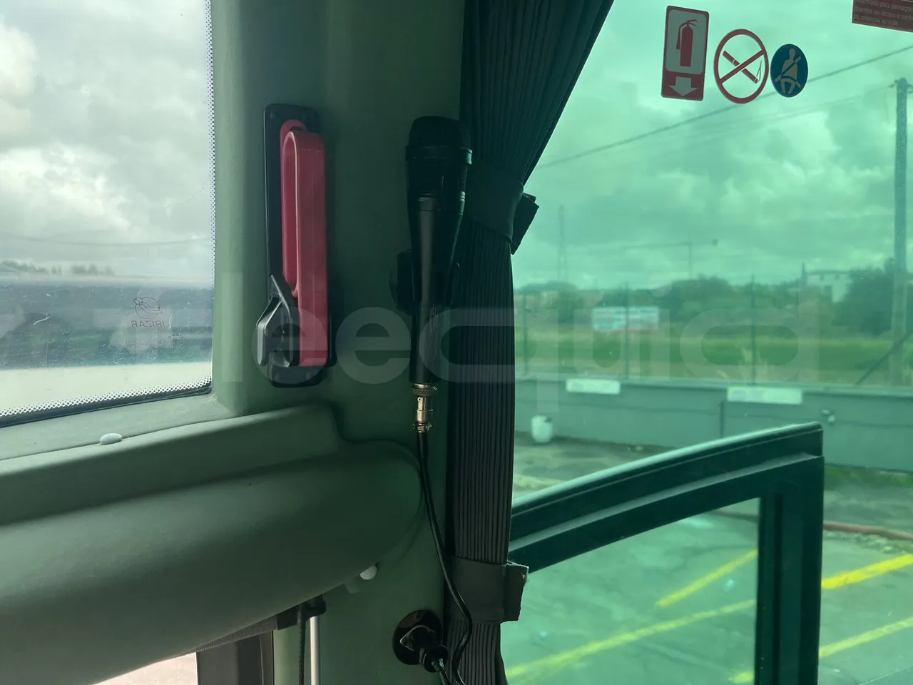 Scania KIB 4X2 KIB4X2 - Euro 4 - 309 kW - 12.92m - hostes microphone accessories photo