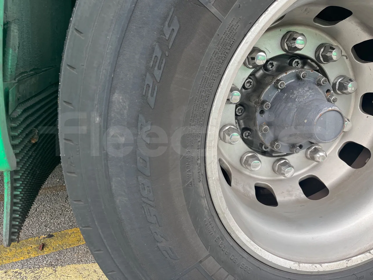 Scania KIB 4X2 KIB4X2 - Euro 4 - 309 kW - 12.92m - tread condition front tires left