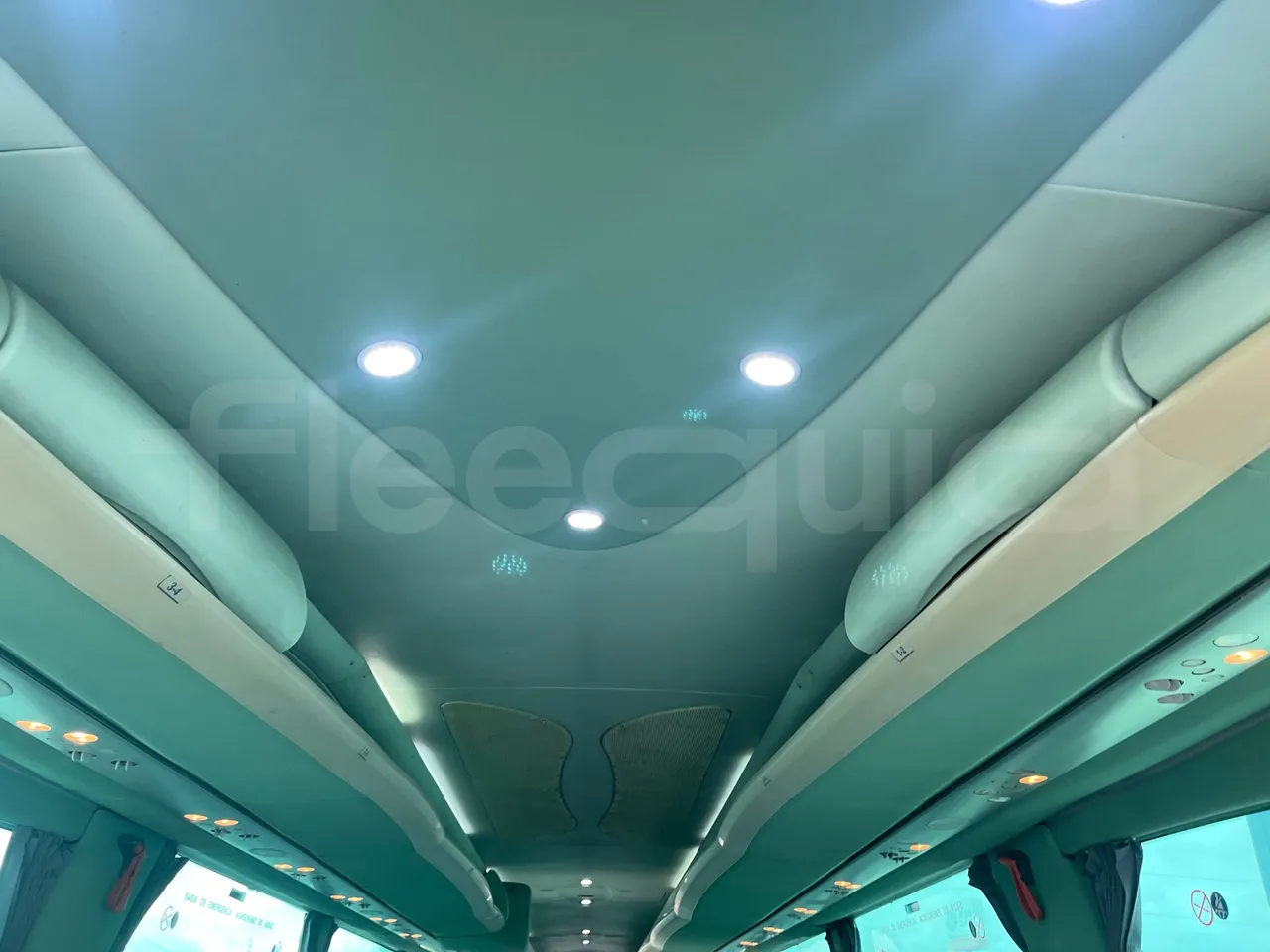 Scania KIB 4X2 KIB4X2 - Euro 4 - 309 kW - 12.92m - overhead compartments photo