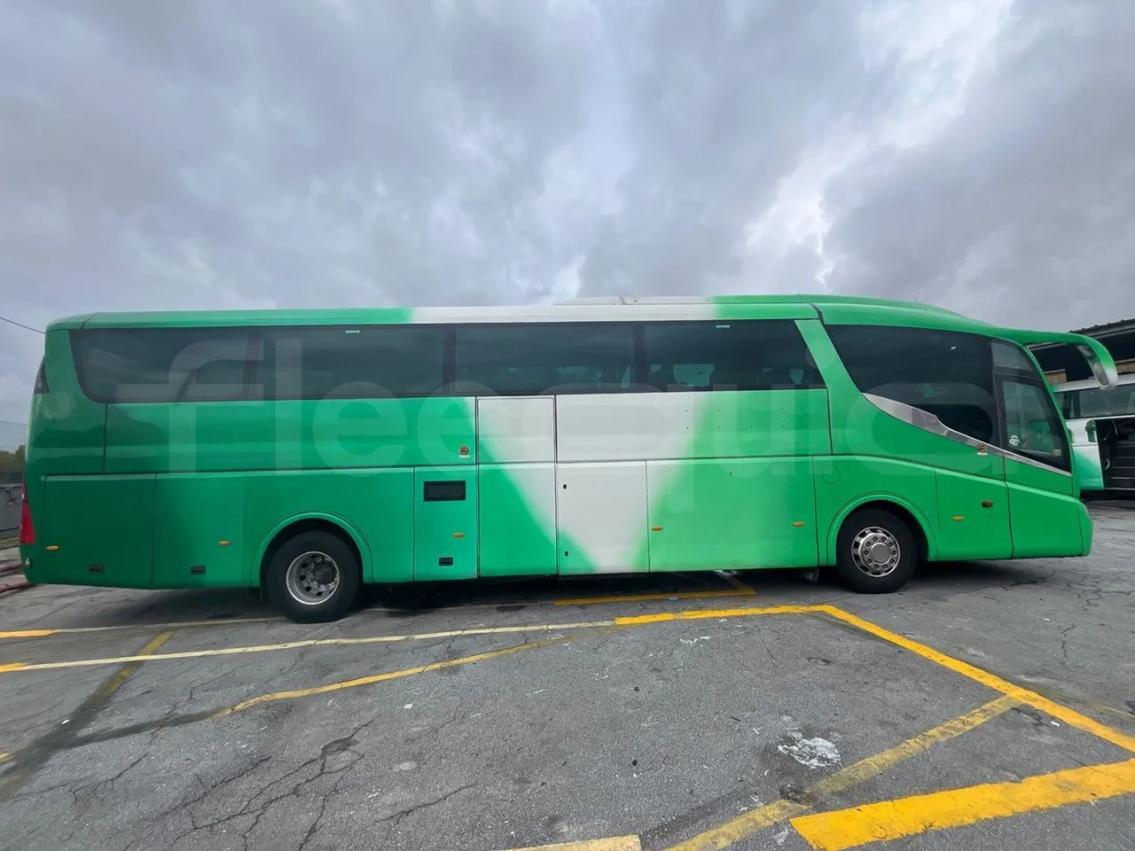 Scania KIB 4X2 KIB4X2 - Euro 4 - 309 kW - 12.92m - right side doors closed