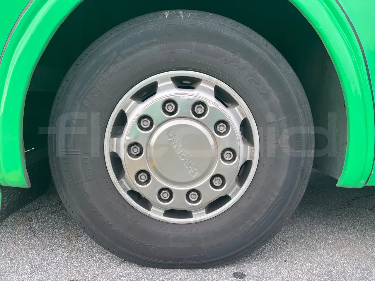 Scania KIB 4X2 KIB4X2 - Euro 4 - 309 kW - 12.92m - front left tire measurements