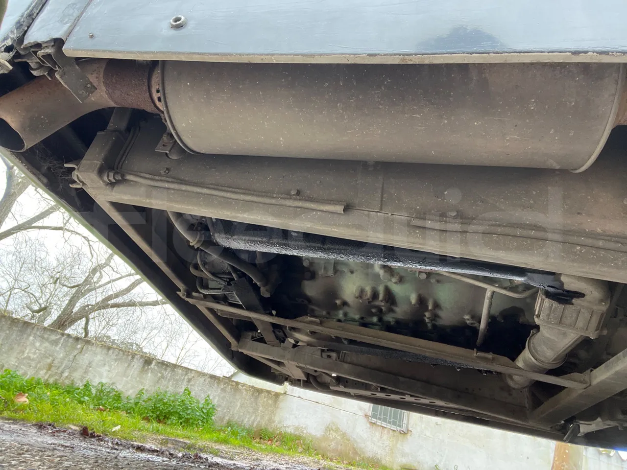 Volvo B12B 4X2 - Euro 3 - 279 kW - 12.2 mt - axle 2 caliper brakes left