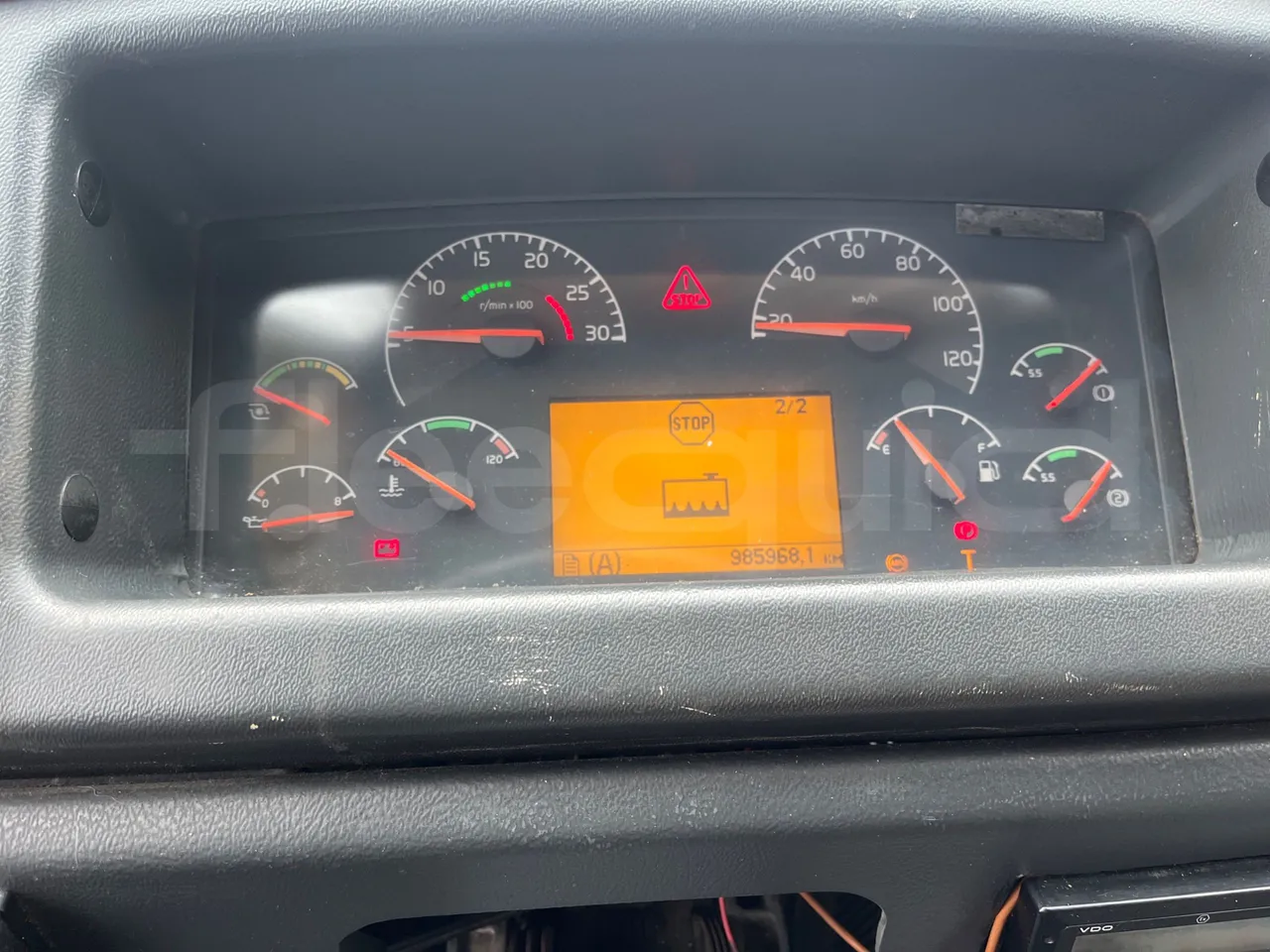 Volvo B12B 4X2 - Euro 3 - 279 kW - 12.2 mt - dashboard lights on