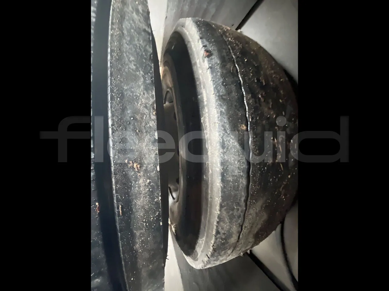 Volvo B12B 4X2 - Euro 3 - 279 kW - 12.2 mt - axle 2 discs right