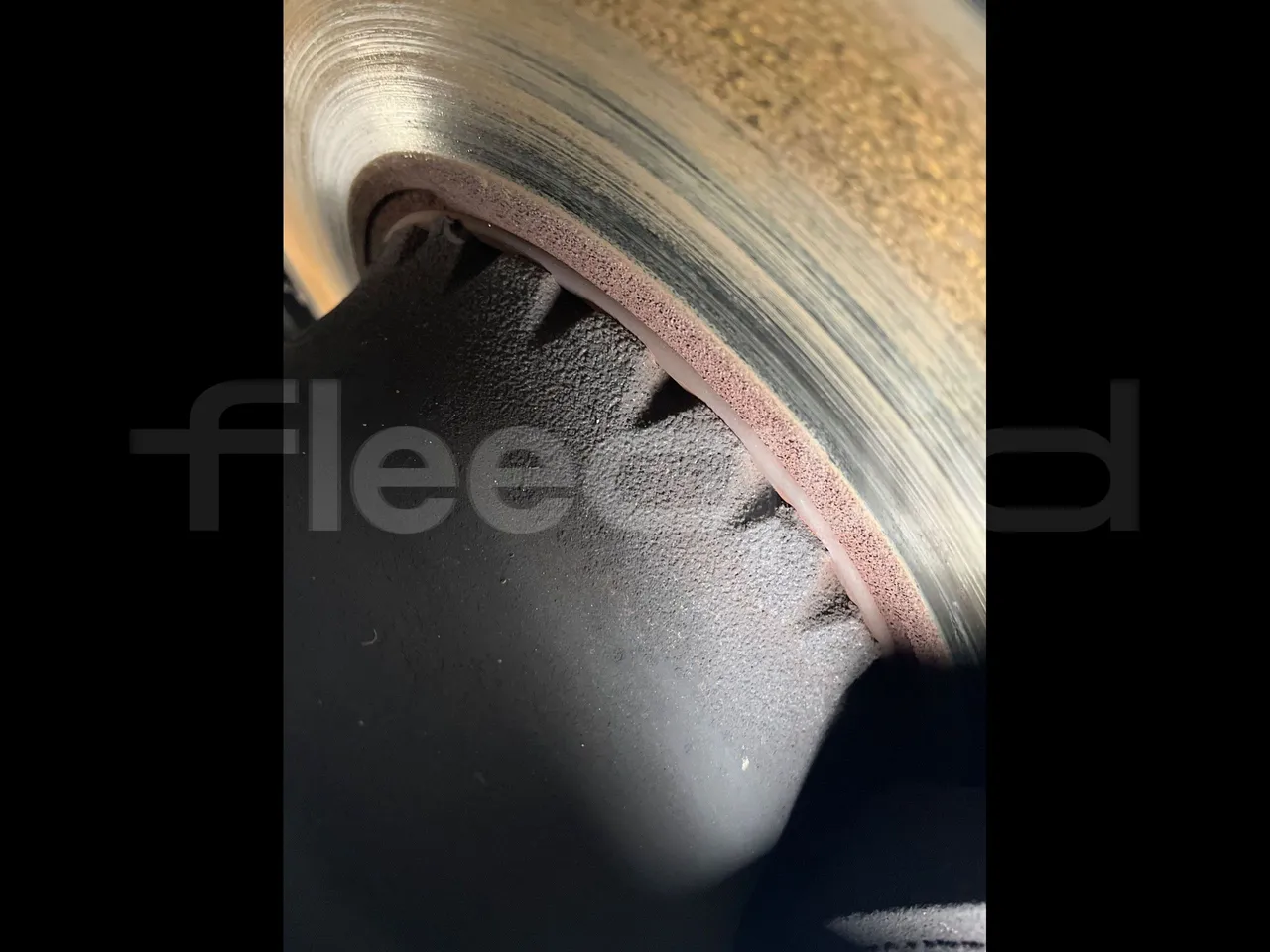 Volvo B12B 4X2 - Euro 3 - 279 kW - 12.2 mt - front discs left