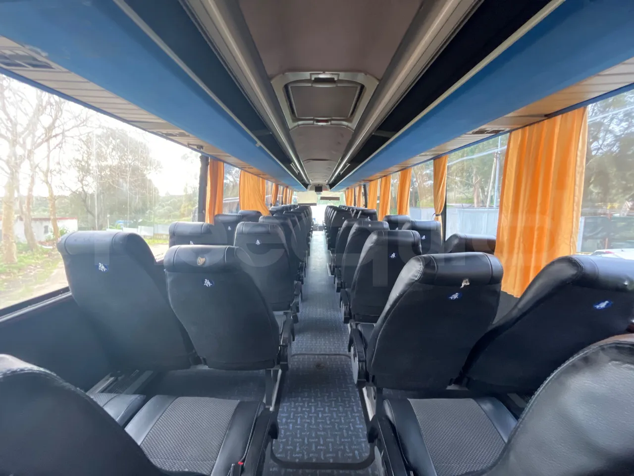 Volvo B12B 4X2 - Euro 3 - 279 kW - 12.2 mt - forward view all seats last row height