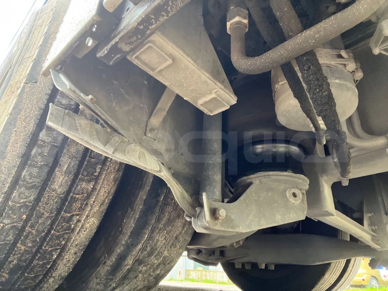 Volvo B12B 4X2 - Euro 3 - 279 kW - 12.2 mt - axle 2 shock absorbers 2 left