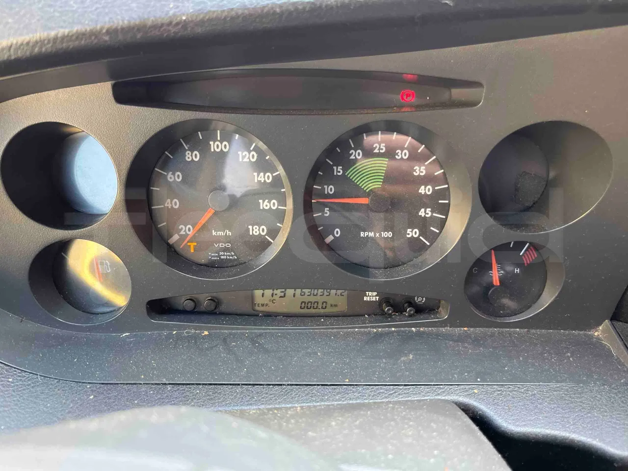 Iveco Daily A50CF/16 - EUR3 - 122kW - 6.948m - dashboard lights on