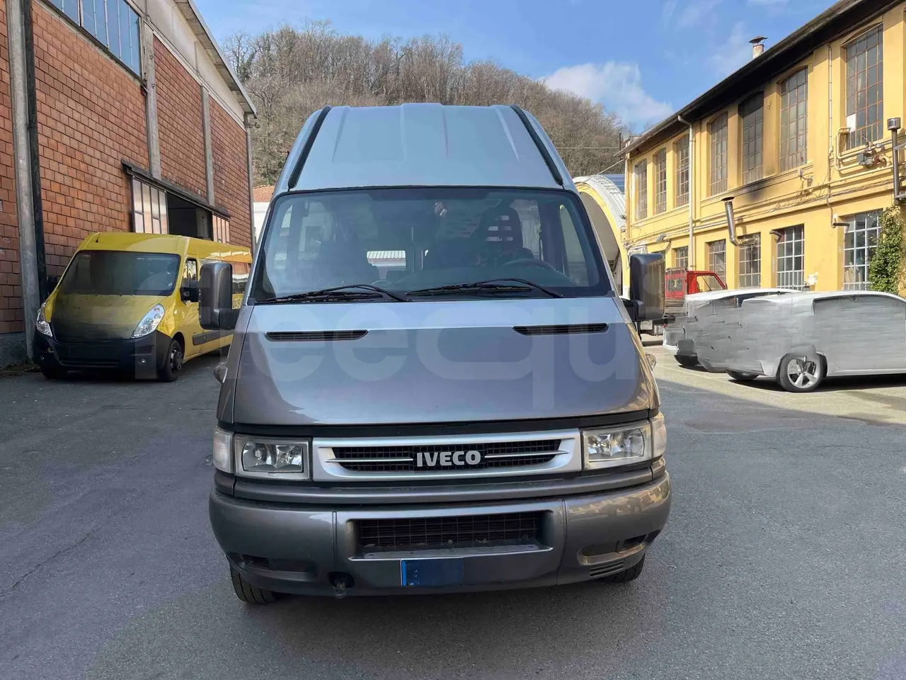 Iveco Daily A50CF/16 - EUR3 - 122kW - 6.948m - front photo