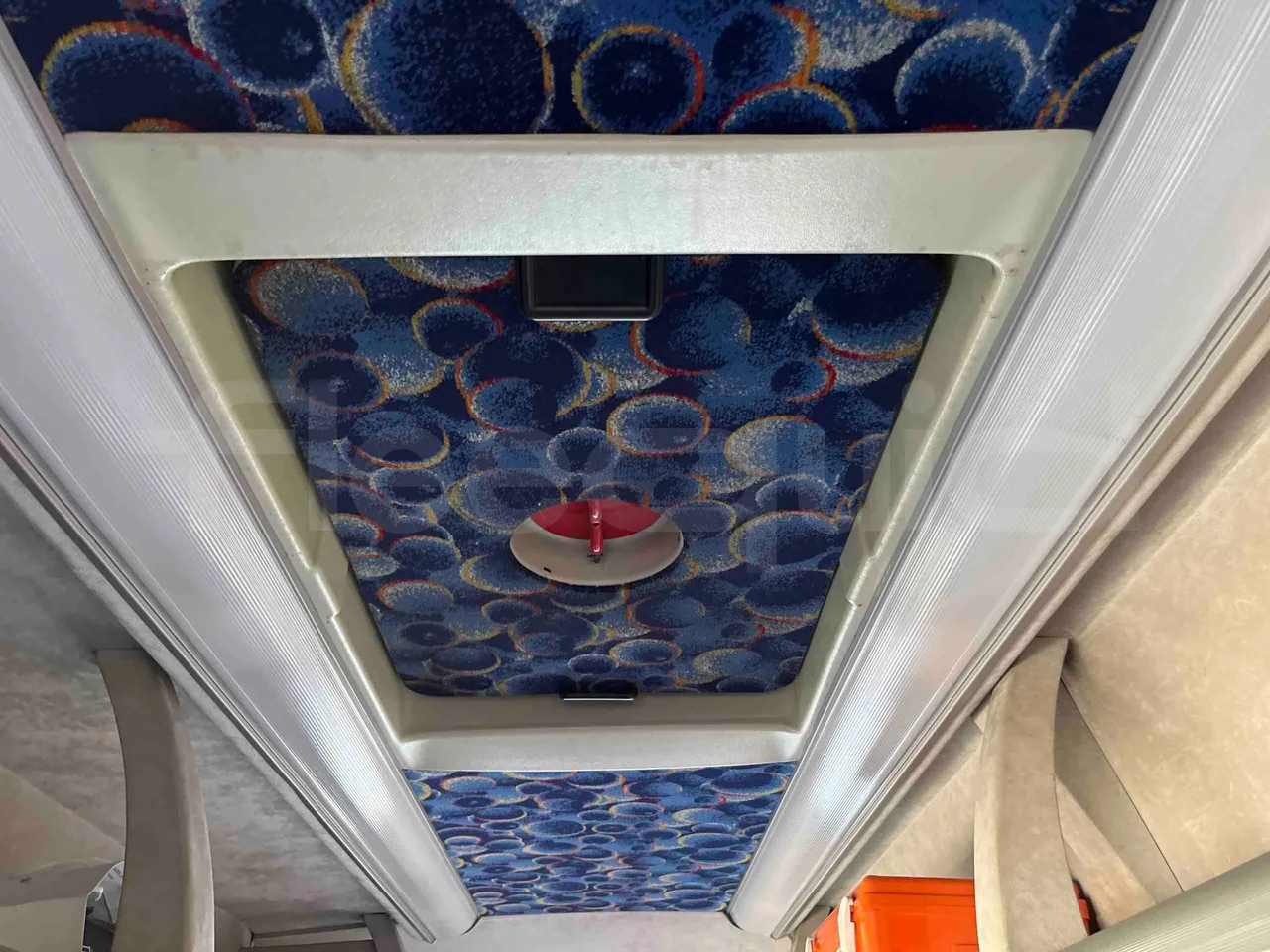 Iveco Daily A50CF/16 - EUR3 - 122kW - 6.948m - roof hatch 1