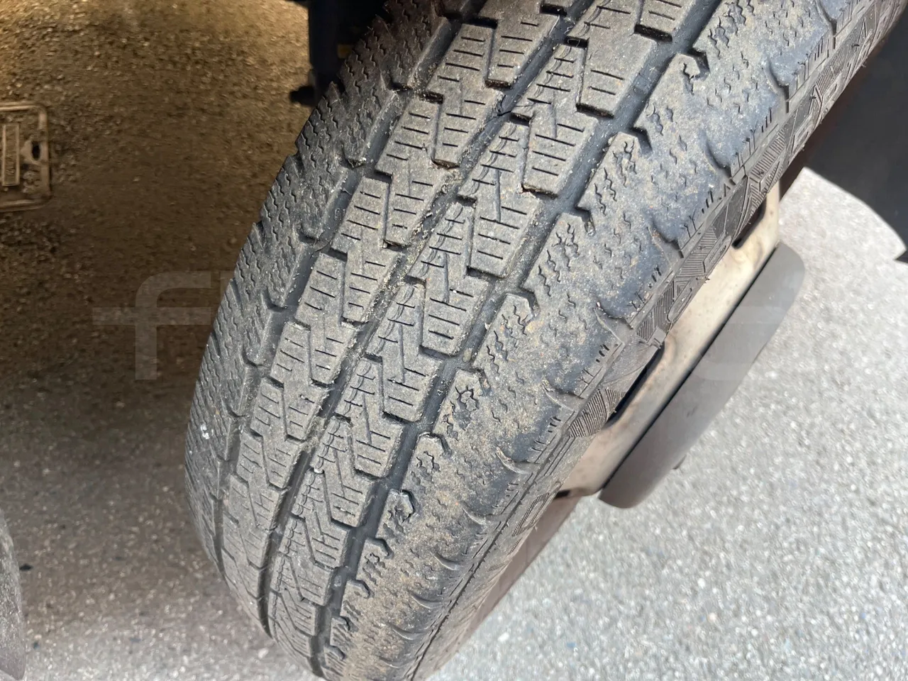 Iveco Daily A50CF/16 - EUR3 - 122kW - 6.948m - tread condition third axle tires left