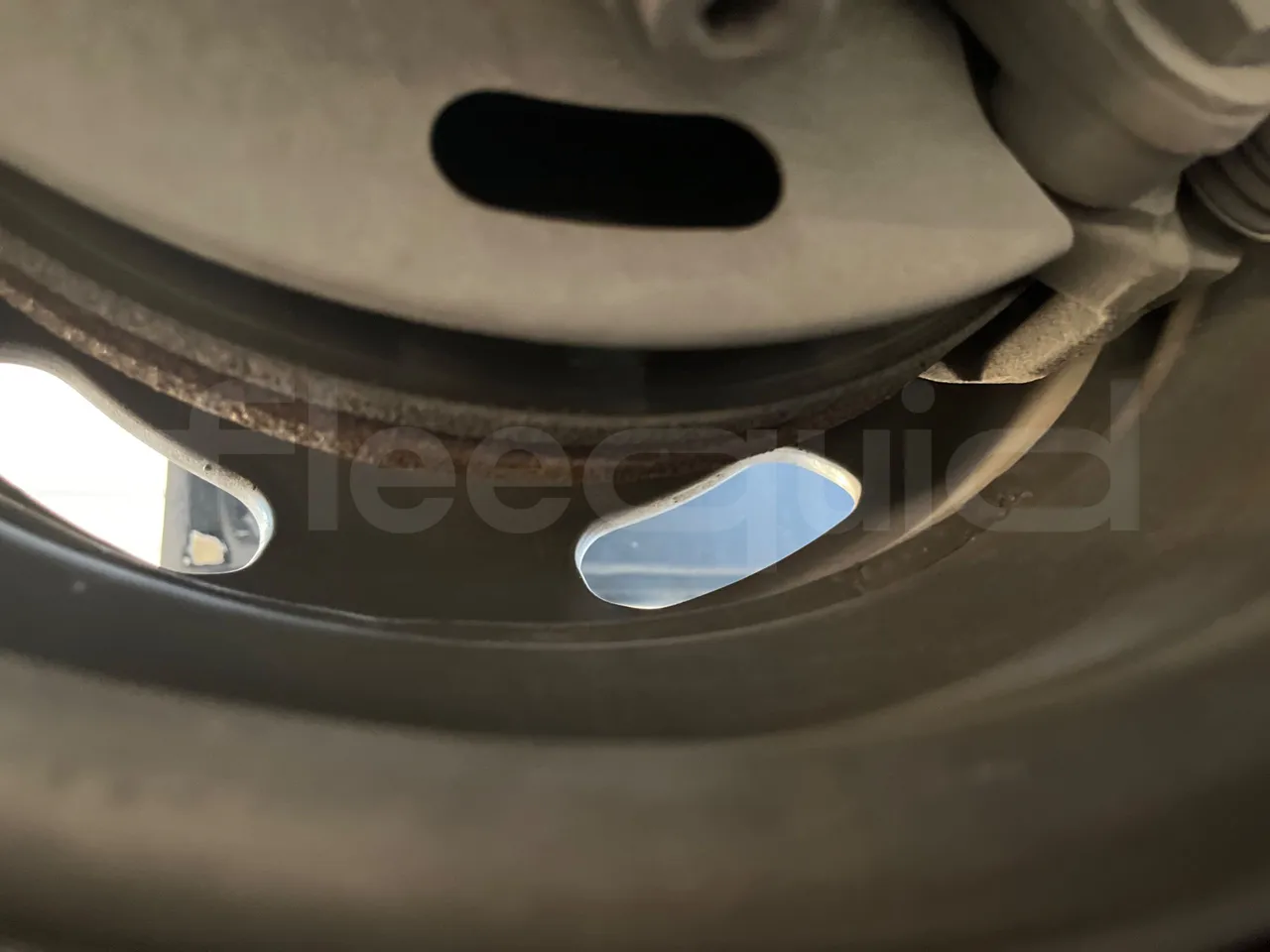 Iveco Daily 50C14N - EUR6 - 100kW - 6,048m - front discs right