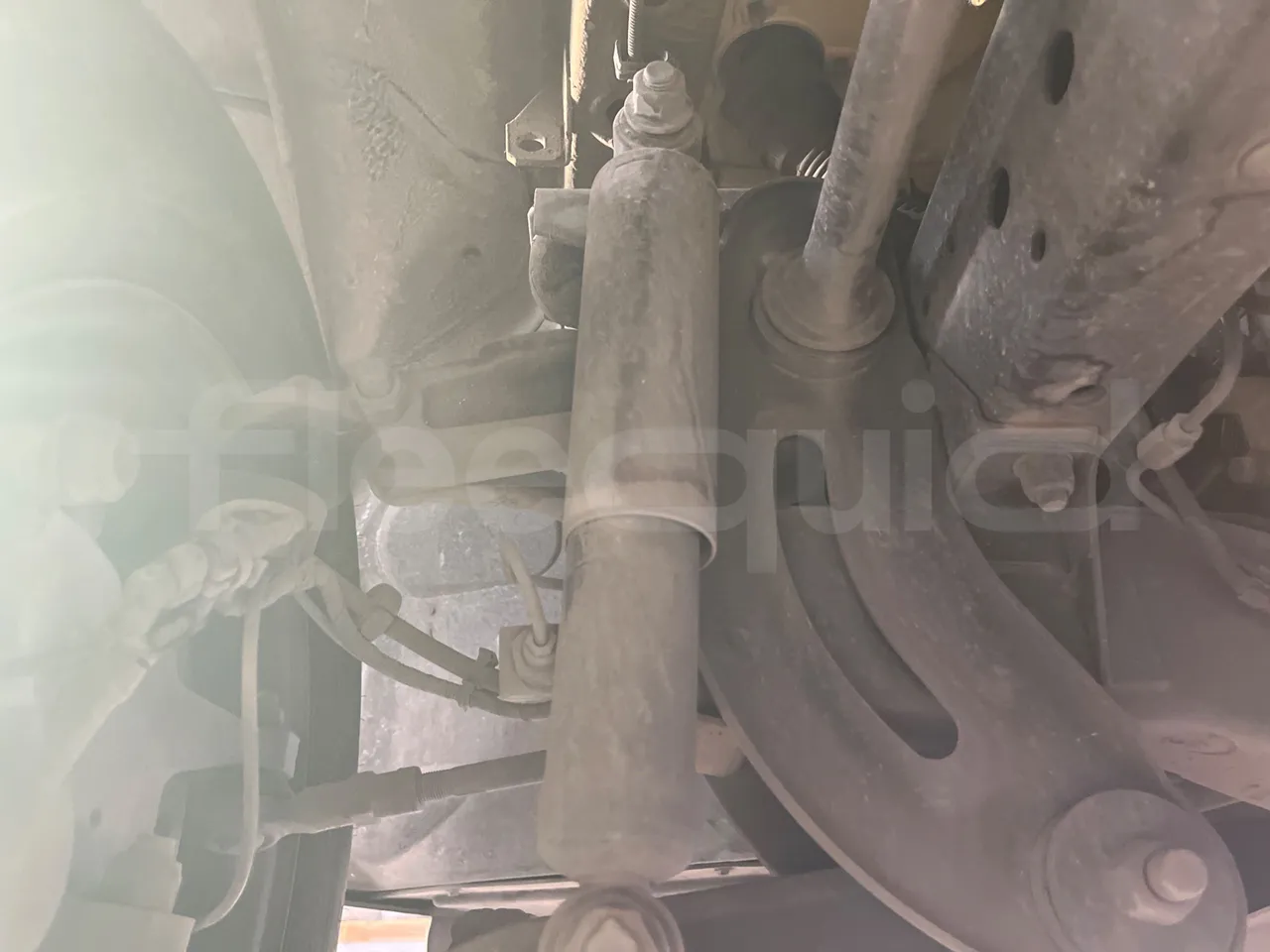Iveco Daily 50C14N - EUR6 - 100kW - 6,048m - front shock absorbers left