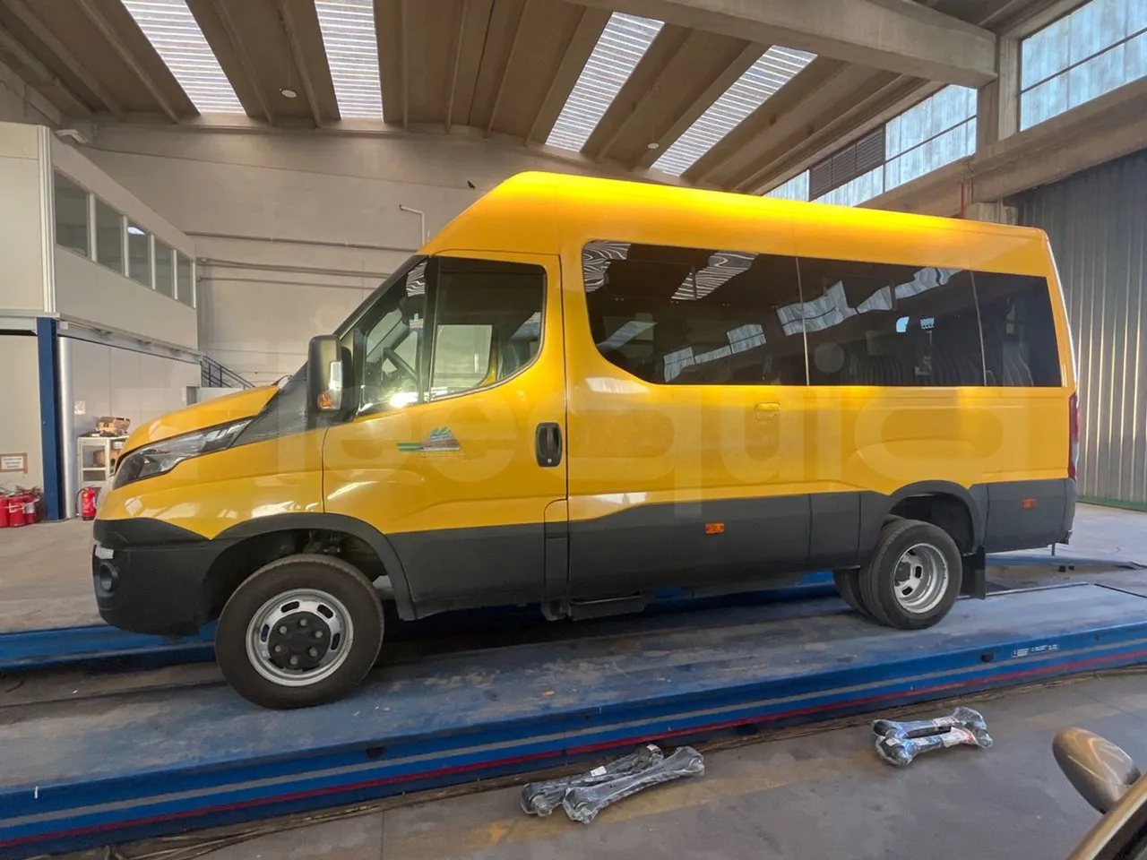 Iveco Daily 50C14N - EUR6 - 100kW - 6,048m - left side photo
