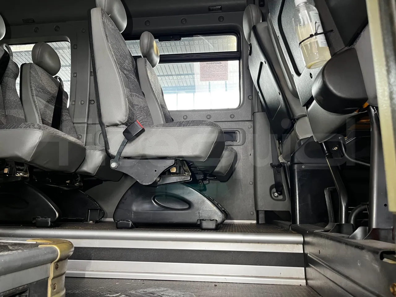 Renault Master NDDUL6/16 - EUR3 - 84kW - 5.899m - camera accessories photo