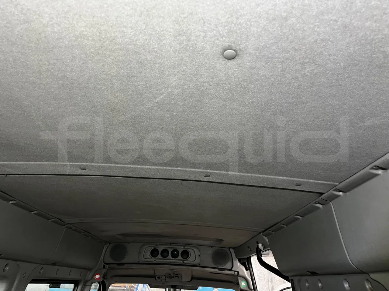 Renault Master NDDUL6/16 - EUR3 - 84kW - 5.899m - overhead compartments photo