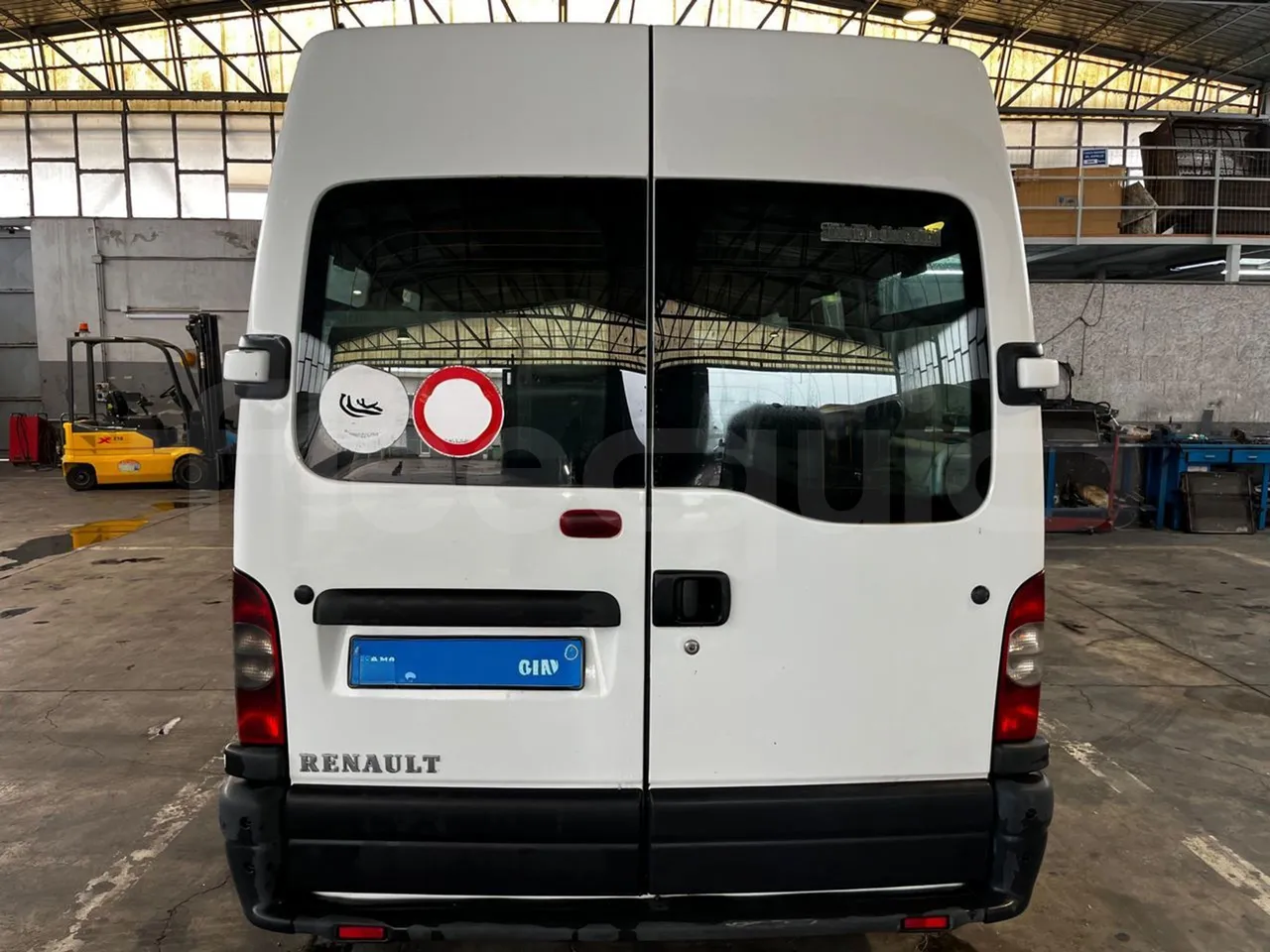 Renault Master NDDUL6/16 - EUR3 - 84kW - 5.899m - rear hatch closed