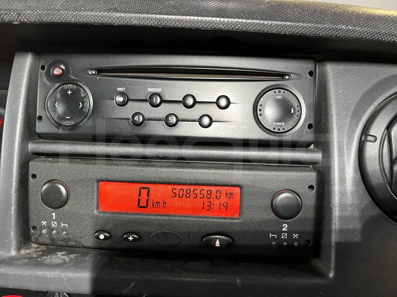 Renault Master NDDUL6/16 - EUR3 - 84kW - 5.899m - Tachograph