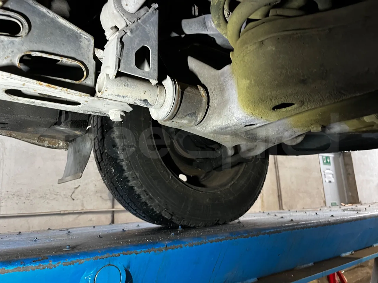 Renault Master NDDUL6/16 - EUR3 - 84kW - 5.899m - front axle left side