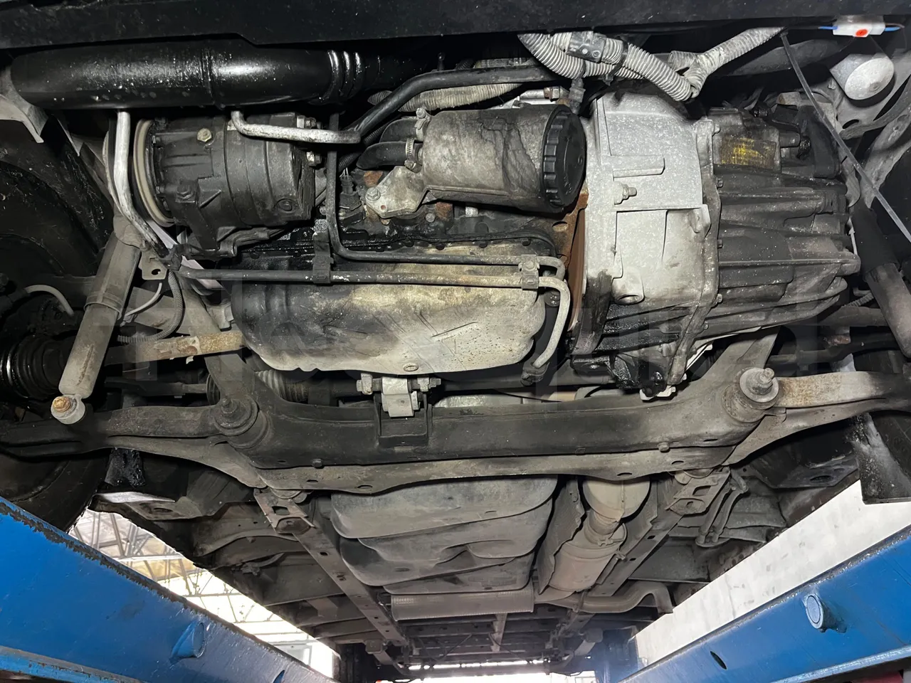 Renault Master NDDUL6/16 - EUR3 - 84kW - 5.899m - central undercarriage photo