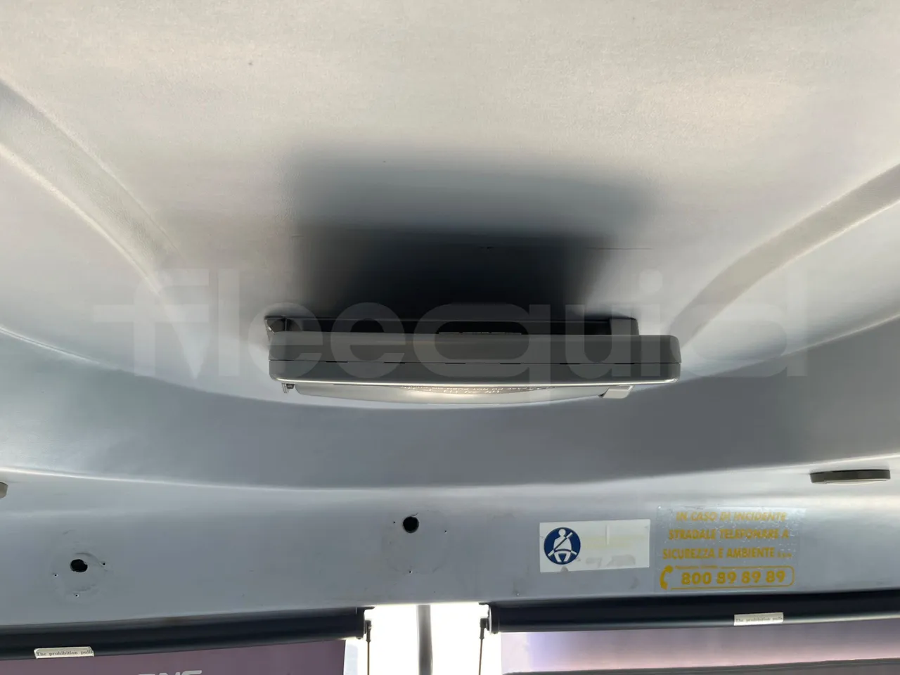 King Long XMQ6800 2AL1AA2B-EUR5-148Kw-7,995m - monitor detail photo