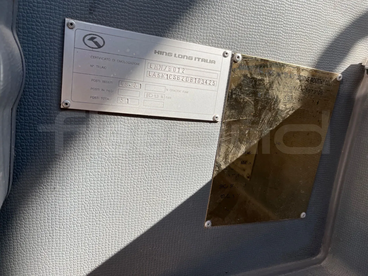 King Long XMQ6800 2AL1AA2B-EUR5-148Kw-7,995m - vehicle plate photo