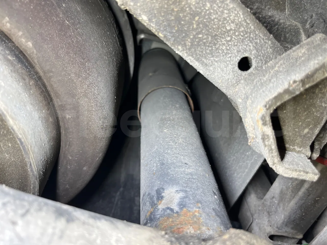 Heuliez GX 337 ELEC 6X26TN -EUR6 -121kW-12.06m - axel 2 air springs 1 right