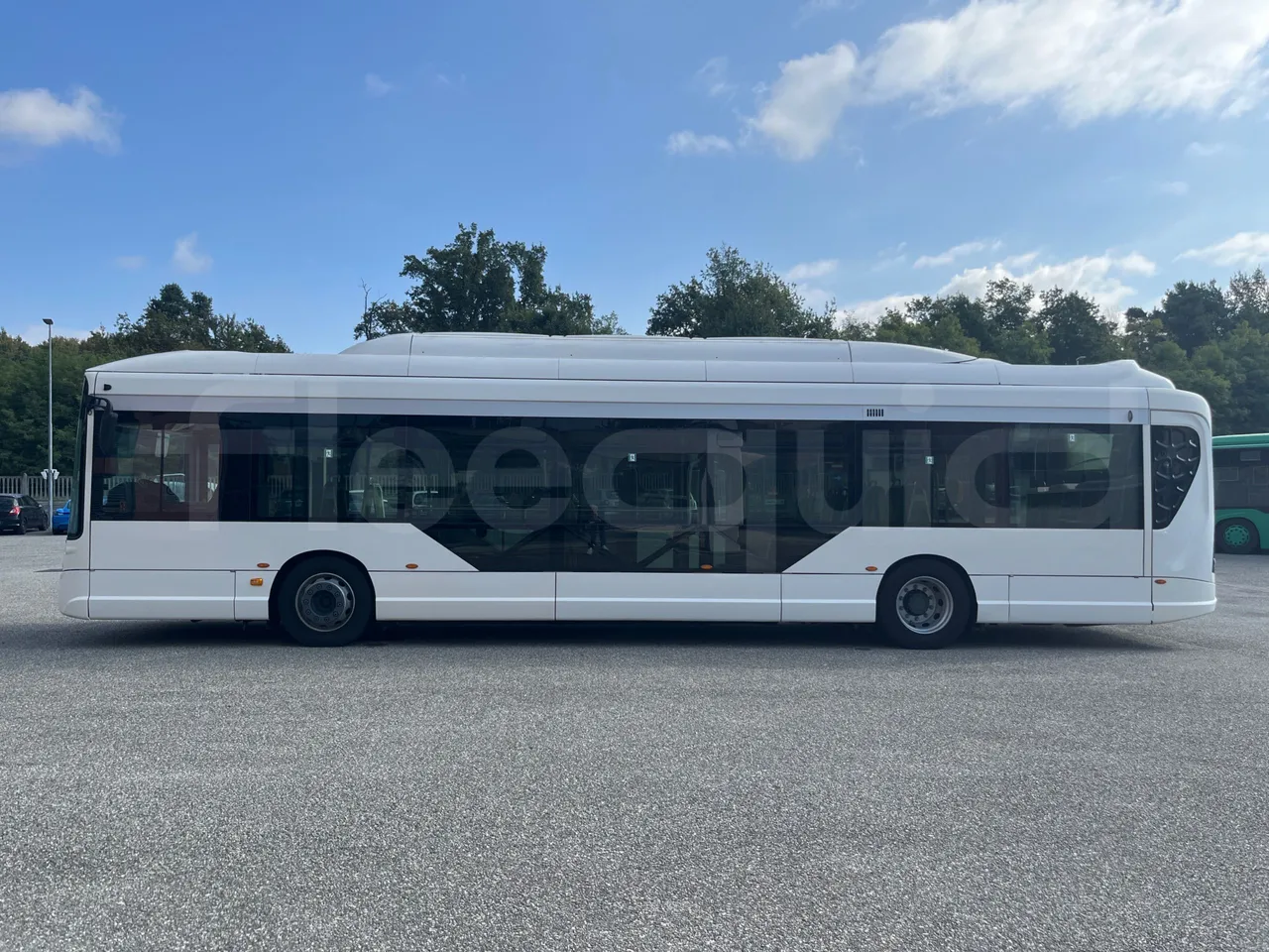 Heuliez GX 337 ELEC 6X26TN -EUR6 -121kW-12.06m - left side photo