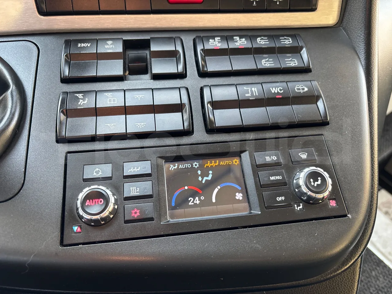 Setra S515 410 02 - Euro6 - 315kW - 12.300mt - onboard devices 1