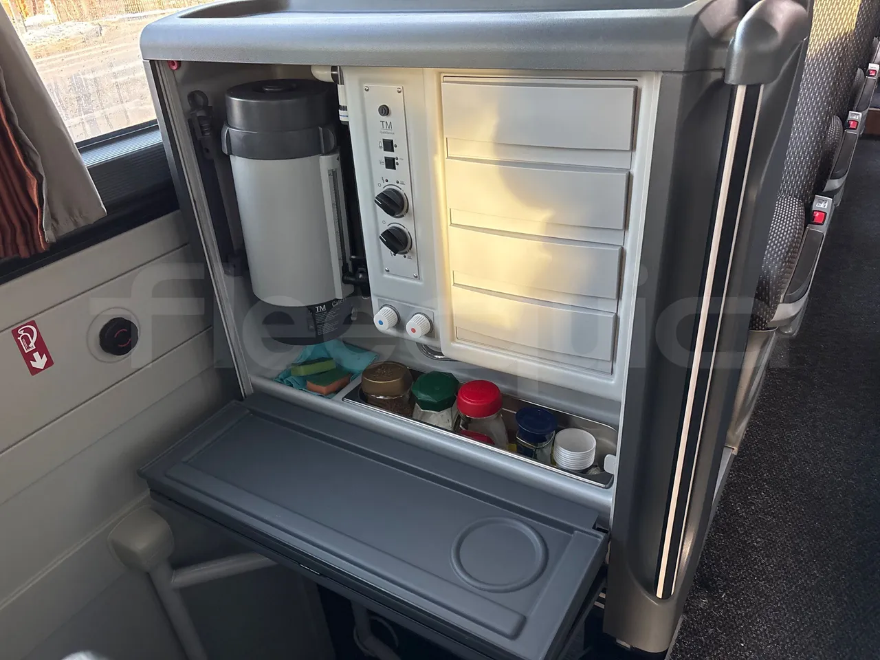 Setra S515 410 02 - Euro6 - 315kW - 12.300mt - onboard devices 2