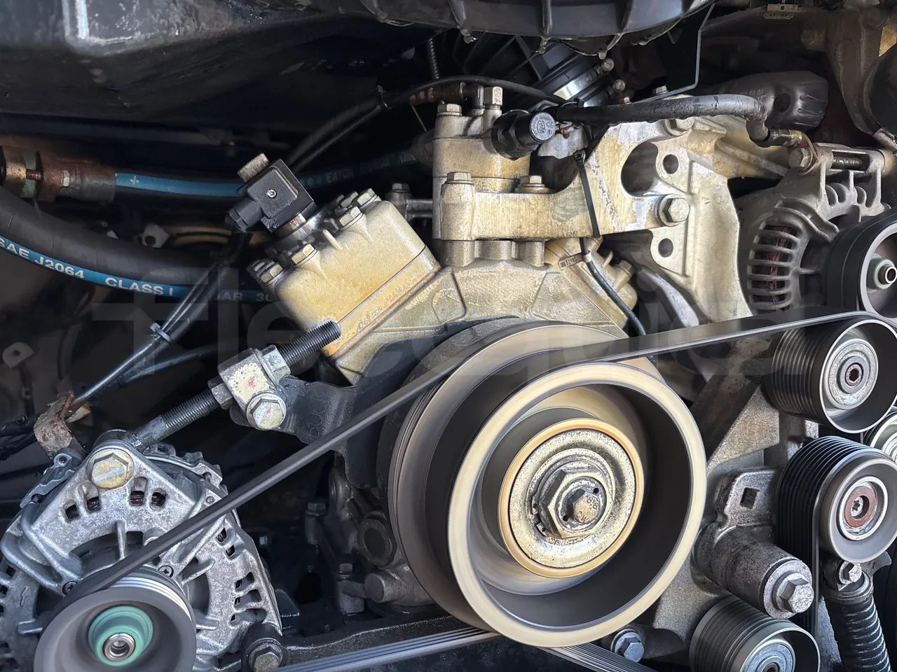 Setra S515 410 02 - Euro6 - 315kW - 12.300mt - air conditioning compressor